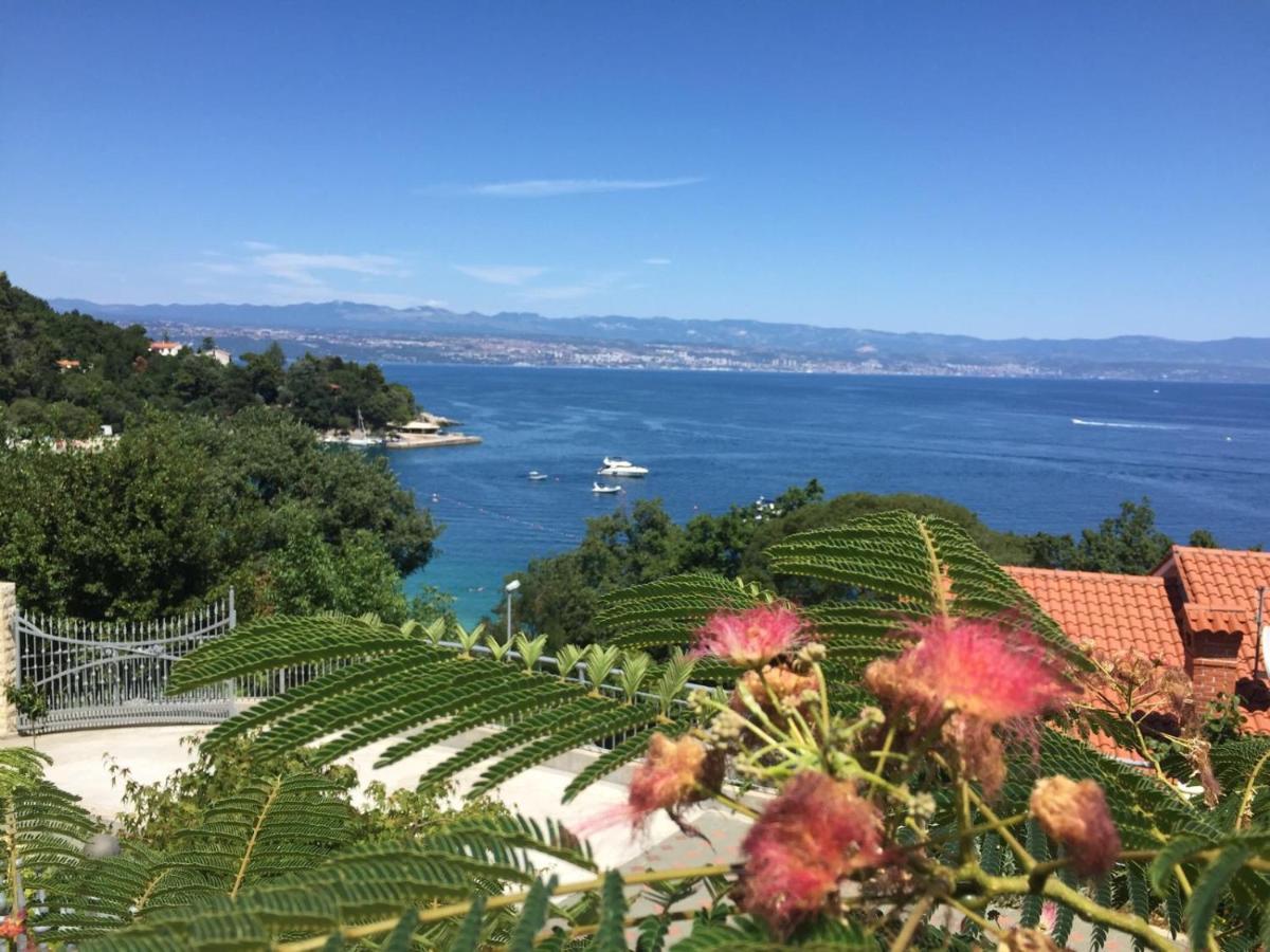 Villa Sabine Apartment Losinj Medveja Dış mekan fotoğraf